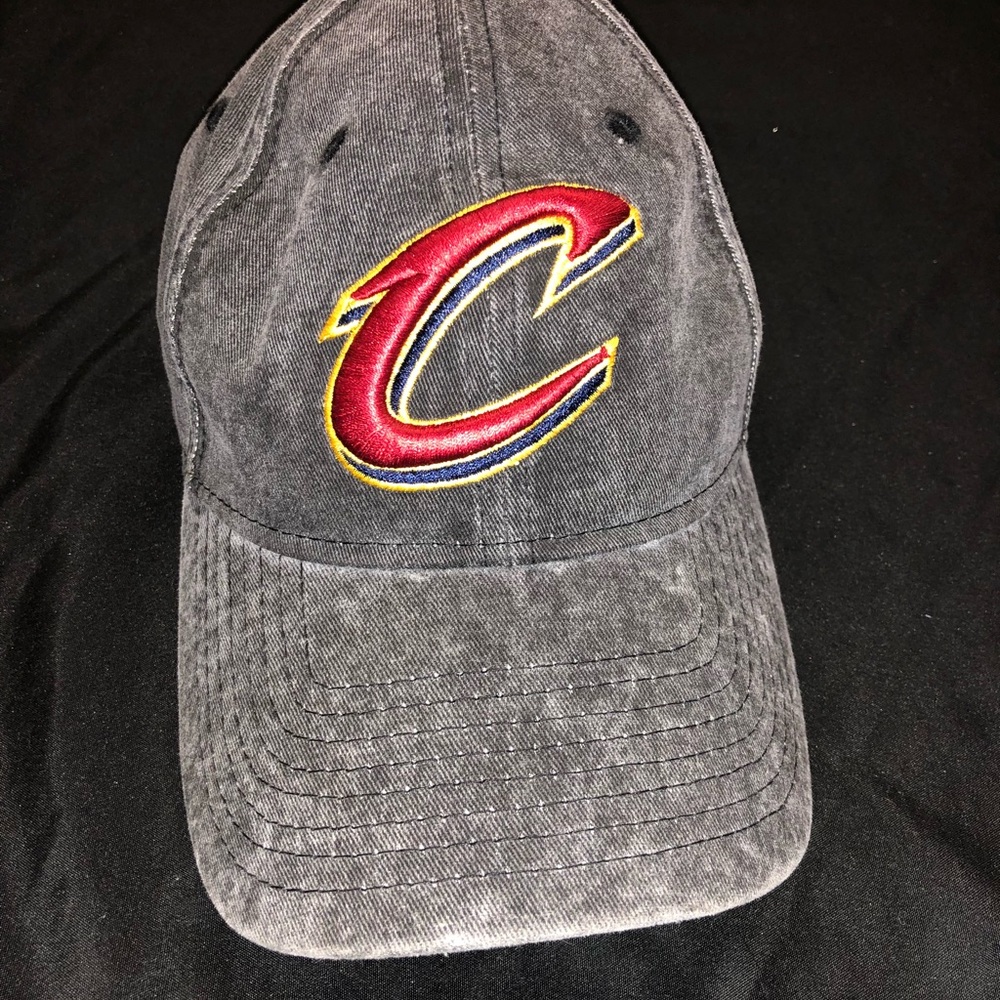 CLEVELAND CAVALIERS DAD HAT